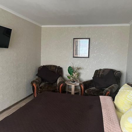 Apartment On Artyleriiska 2 With River View Николайев Екстериор снимка