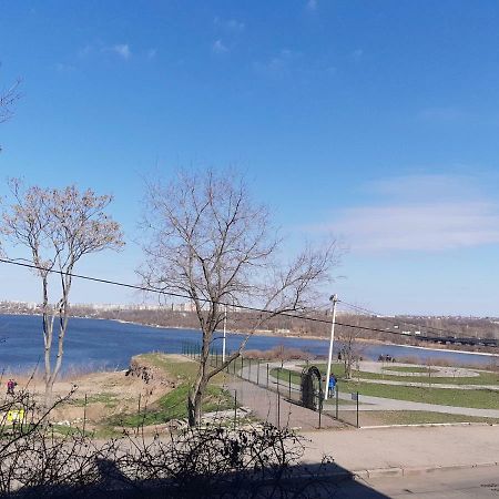 Apartment On Artyleriiska 2 With River View Николайев Екстериор снимка
