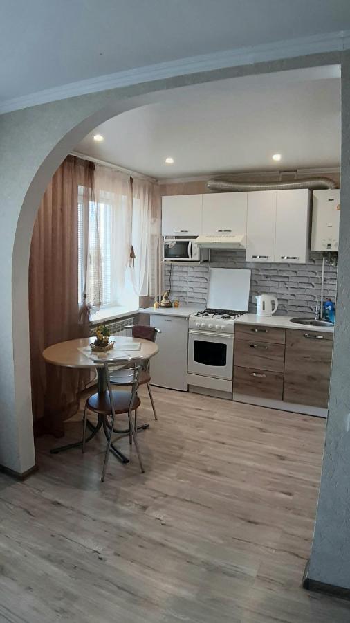 Apartment On Artyleriiska 2 With River View Николайев Екстериор снимка